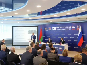 Промышленную кооперацию России и Беларуси обсудили в Нижнем Новгороде на XII Форуме регионов двух стран